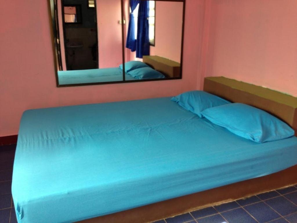 Nora Guesthouse Chumphon Room photo